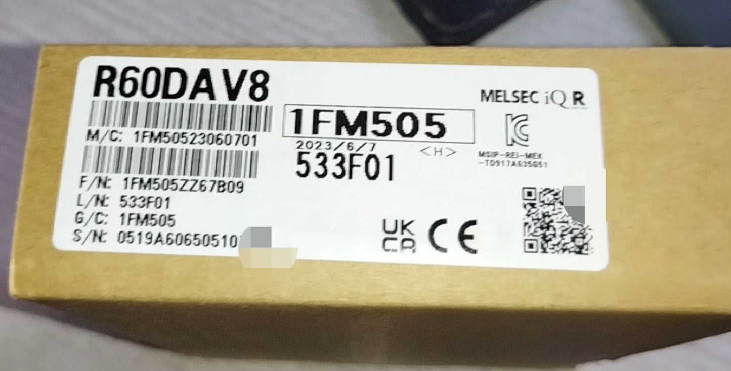 1pcs Mitsubishi R60DAV8 PLC Module