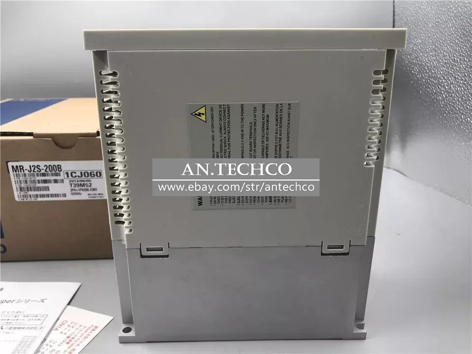 1PCS For Mitsubishi AC Servo Amplifier MR-J2S-200B Servo Drive