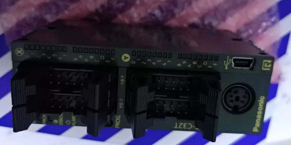 Panasonic AFPORC32T Programmable Controller FPOR-C32T One/piece