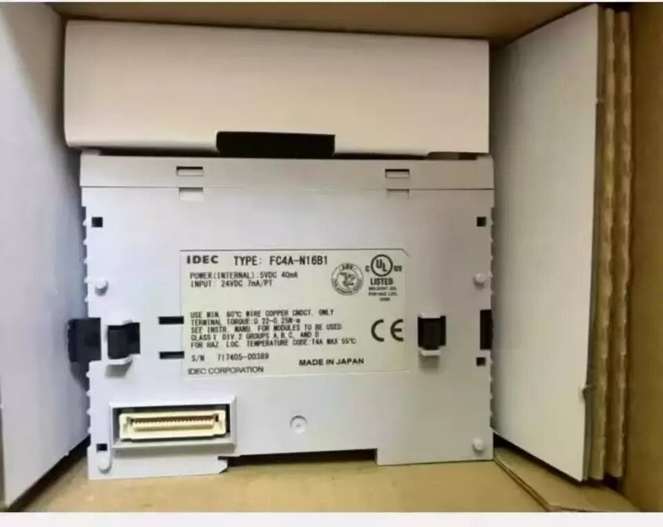1pc IDEC FC4A-N16B1 input module