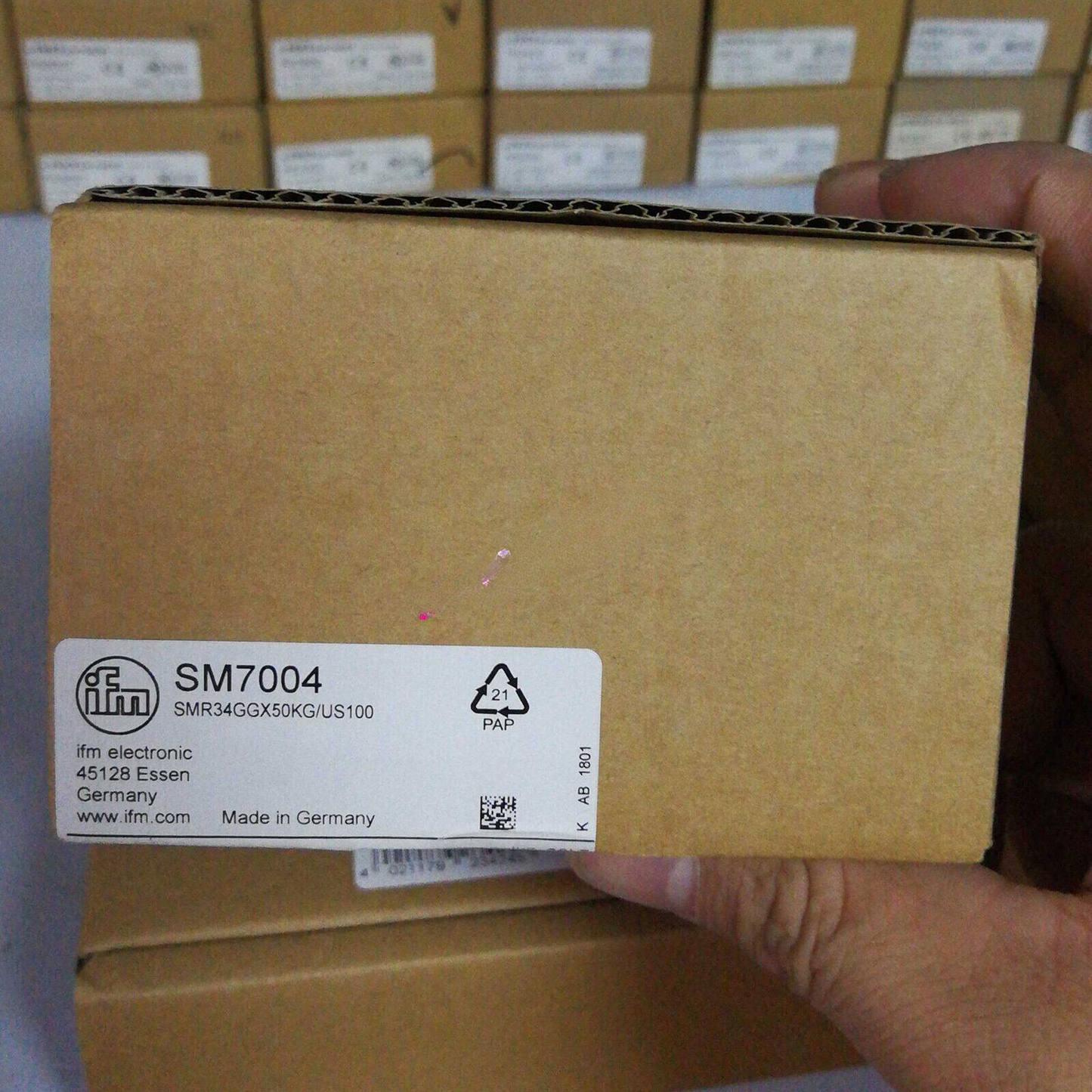 1pcs IFM SM7004 Flow Sensor