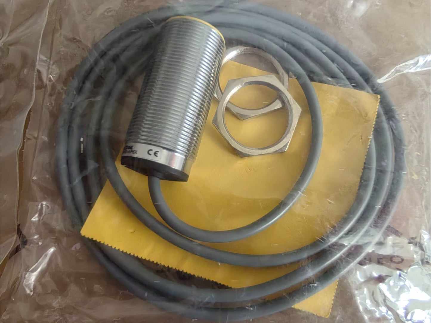 TURCK BI15U-EM30WD-AP6X Inductive sensor 1634819 PNP