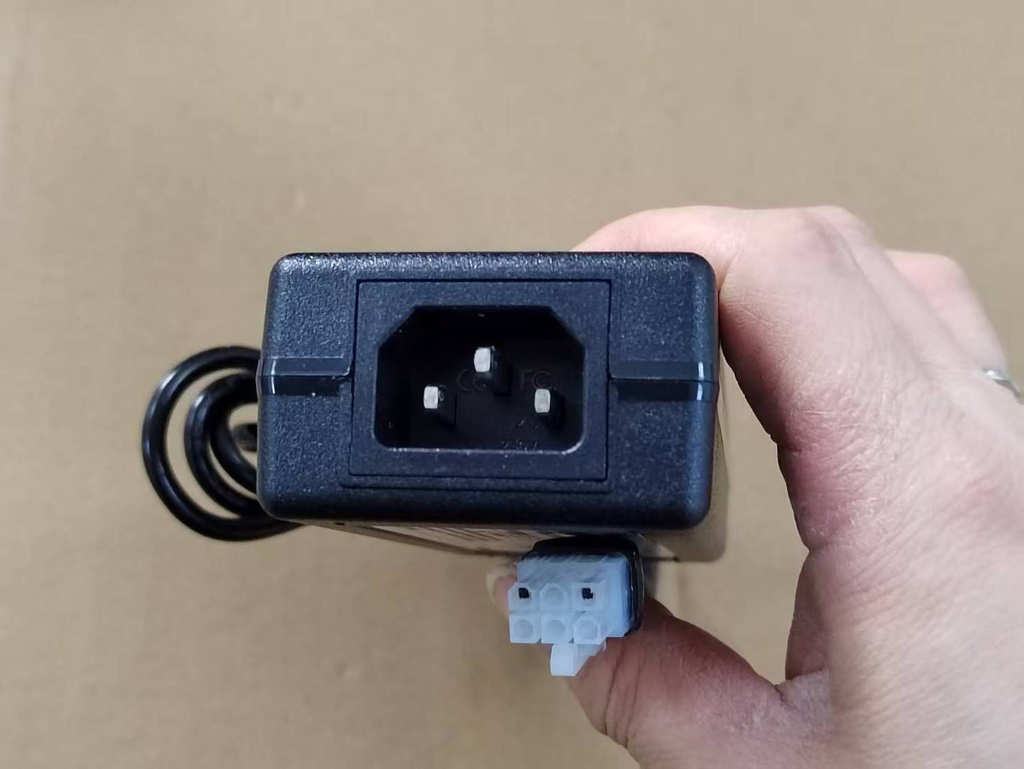 6-PIN AC Adapter for Xilinx ZCU106、ZCU106e Development Boards Power Supply
