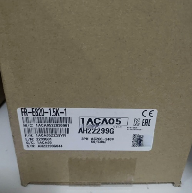 1pcs Mitsubishi Frequency Converter FR-E820-1.5K-1