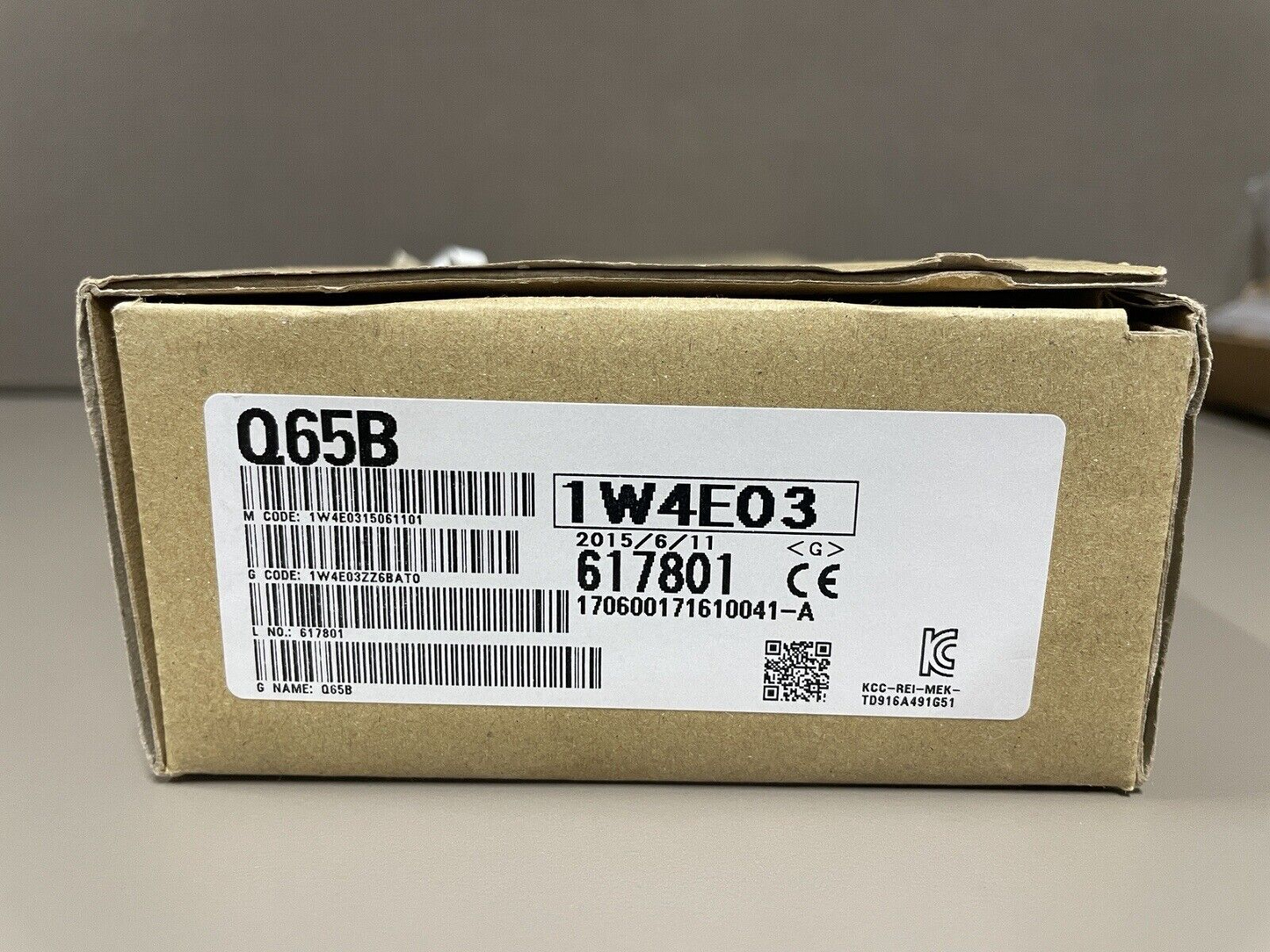 1pcs MITSUBISHI Module Base Q65B
