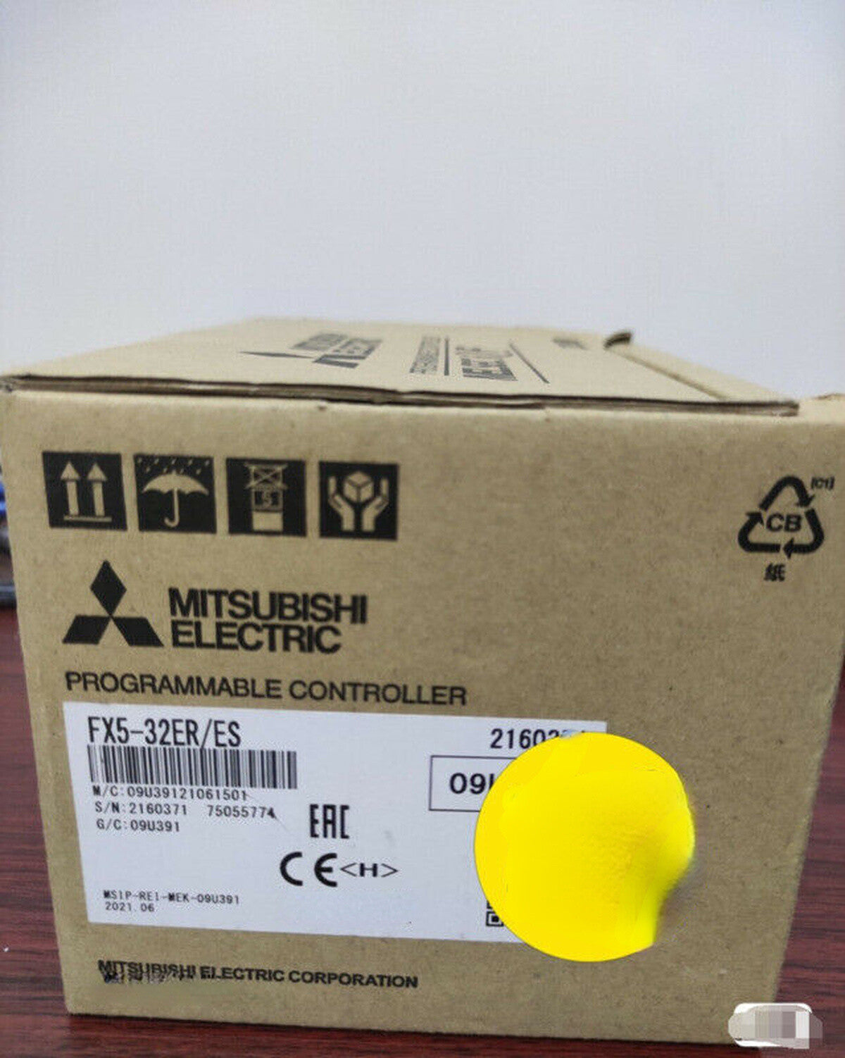 1pcs Mitsubishi PLC FX5-32ER/ES FX5-32ER/ES