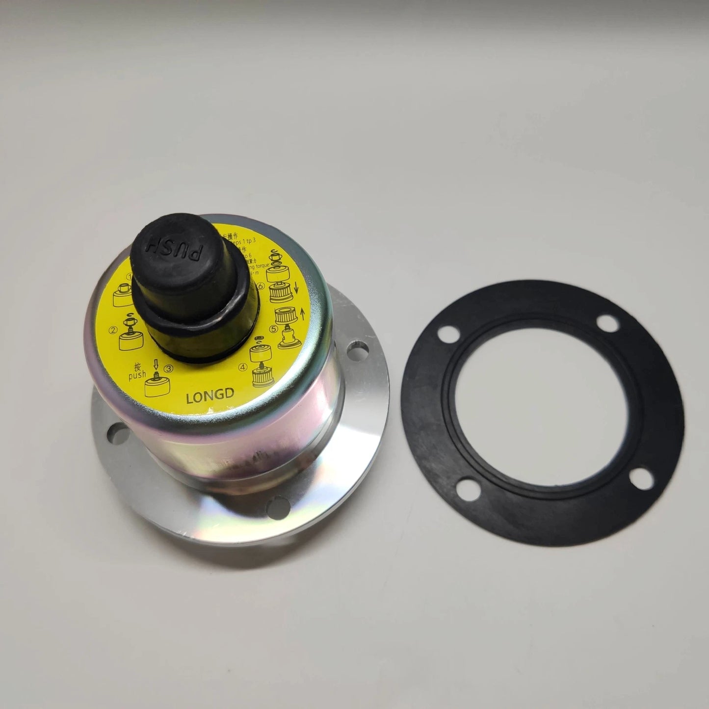 1PCS 4434017 Hydraulic Tank Cap for Hitachi EX200-5 Excavator