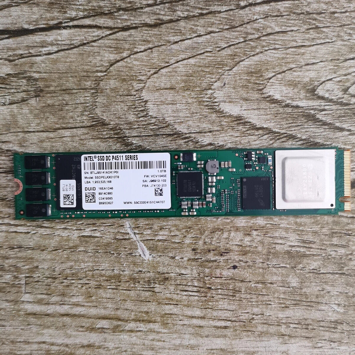 INTEL SSD Series DC P4511 1TB 110NVME3.1X4 SSDPELKX010T8 Solid State Drive