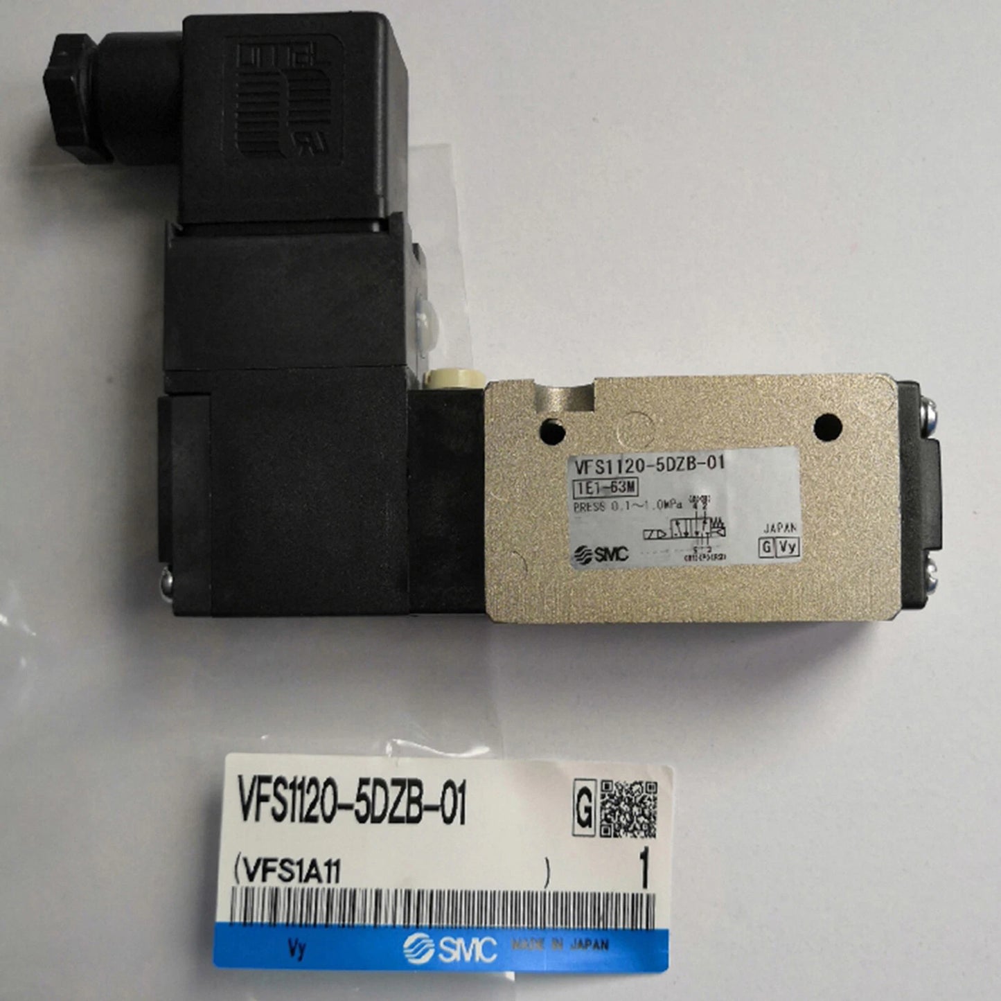 1PC SMC VFS1120-5DZB-01 solenoid valve in bag Free shipping #P