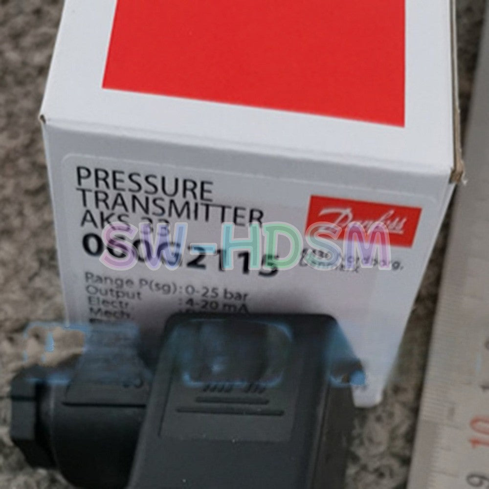1PCS for Danfoss AKS 33 060G2115 Pressure Transmitter Freight Free