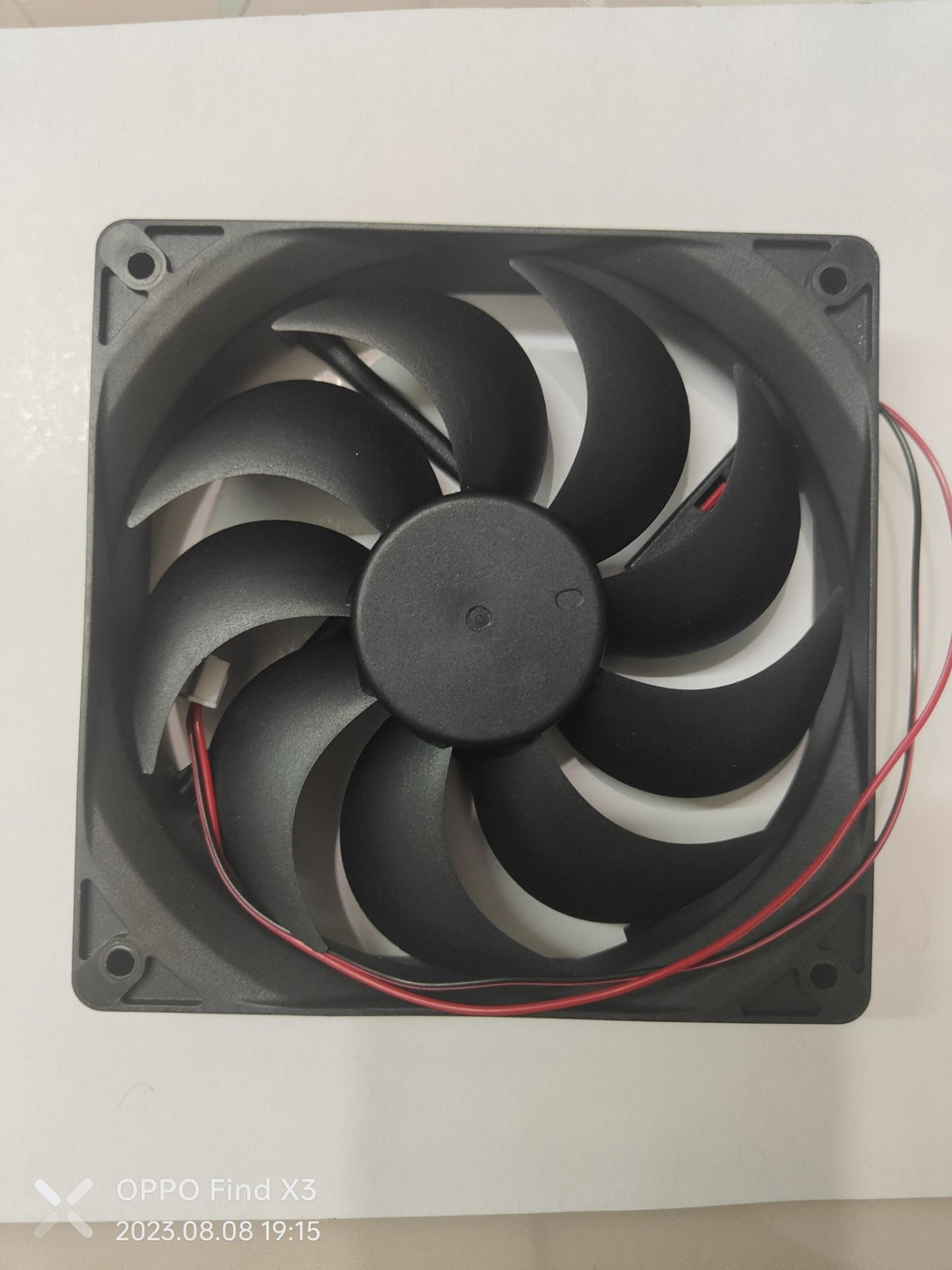 Yate Loon D12SM-12 120*120*25MM DC 12V 0.30A 2Pin Cooling Fan