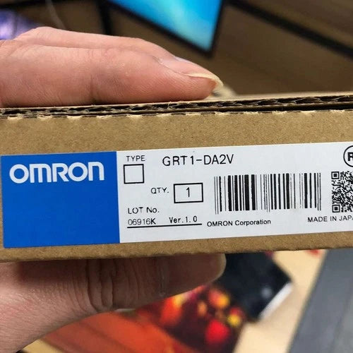 GRT1-DA2V OMRON GRT1DA2V Module PLC 1PC