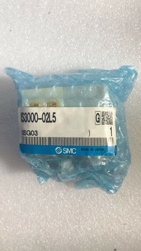 1 pcs SMC IS3000-02L5 Pressure Switch