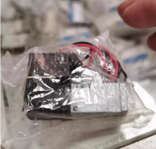 1pcs FIT FOR CKD Solenoid Valve P5142-M6C2-DC24V