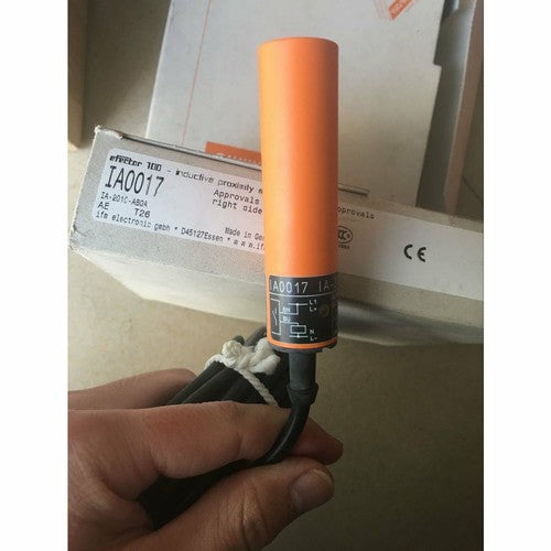 For IFM IA0017 Inductive switch sensor Free Shipping