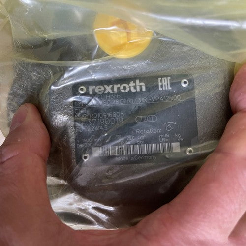 one REXROTH A10VSO28DFR1/31R-VPA12N00 R910916805 plunger pump Free ship