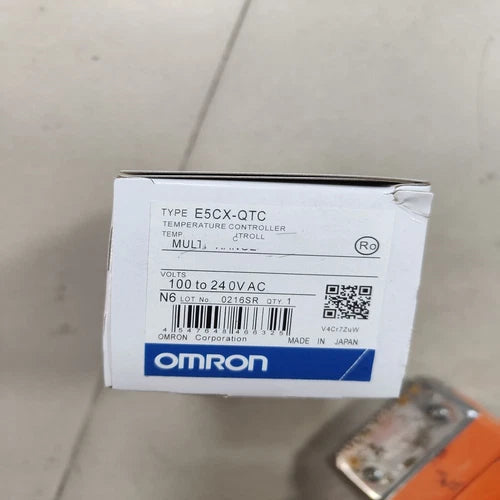 E5CX-QTC One Omron Temperature Controller E5CXQTC Fast Ship