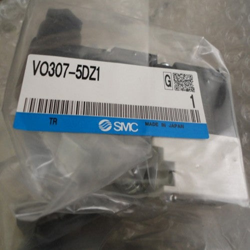 one SMC solenoid valve VO307-5DZ1 Free shipping