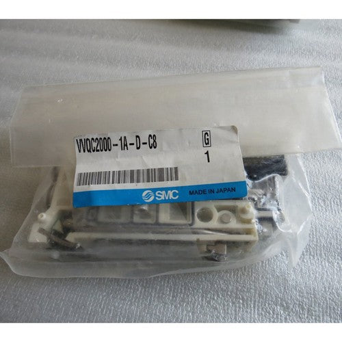 one SMC Solenoid Valve VVQC2000-1A-D-C8 Free shipping