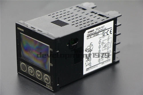 1X Temperature Controller 100-240VAC E5CN-R2T