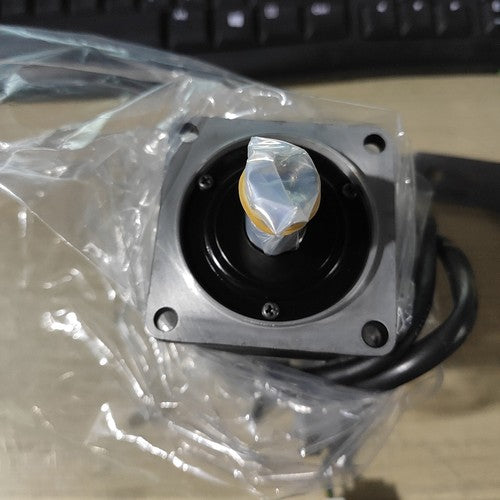 1ps yaskawa for servo motor SGMAH-04AAA61 in box Fast Delivery