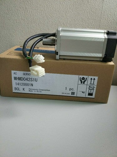 For Panasonic MHMD042S1U AC Servo Motor Free Shipping