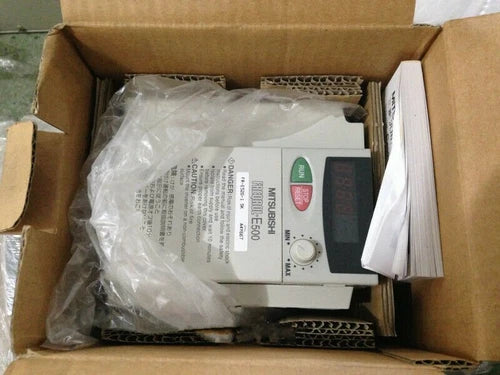 FR-E520-1.5K Mitsubishi Inverter 220V 1.5KW FR-E520-1.5K ping