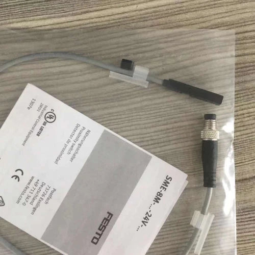 1PC Proximity Sensor SME-8M-DS-24V-K-0,3-M8D 543861