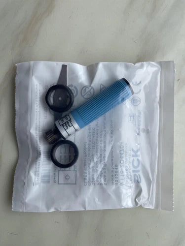1PC VT18-204470 Photoelectric switch sensor