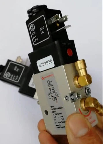 1PC Solenoid Valve 4/2-way Cylinder 61.184.1311 For SM102 Offset Prin