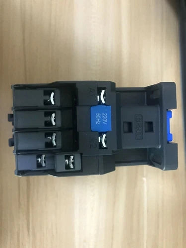 1PCS For 220V AC contactor NXC-12