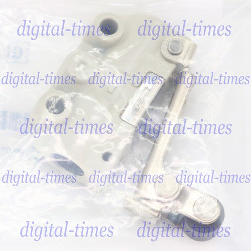 one SMC Mechanical valve VM131-01-02A Free shipping