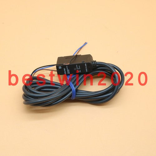 OMRON Photoelectric Sensors E3S-R61 E3S-R61 free shipping