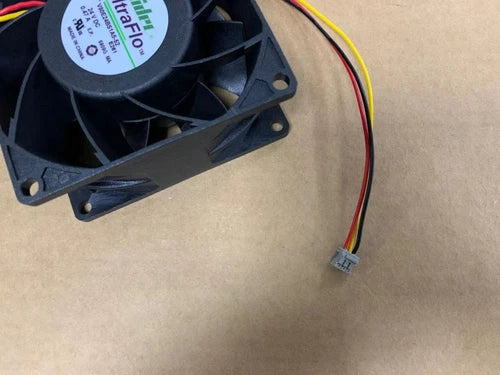 1PC 3-wire 8CM fan UltreFlo V80E24BS1A5-52 24V 0.47A 8038 80mm X38mm