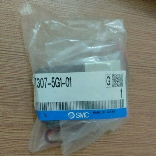 ONE SMC VT307-5G1-01 VT307-5G1-01 solenoid valve Free shipping