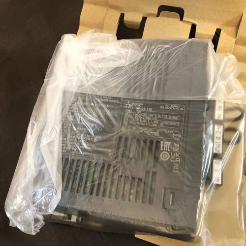 MR-J4-10B 1PCS Mitsubishi Servo Drive MRJ410B