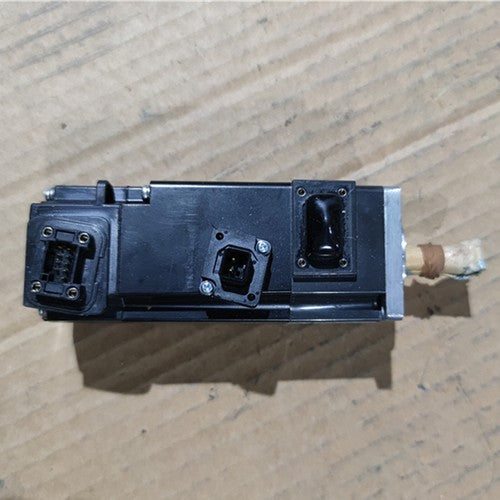 ONE Mitsubishi AC Servo Motor HG-KR053B HG-KR053B Tested IN GOOD
