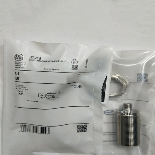 1PC IFM IIT218 Proximity Switch IIT218 Free Shipping