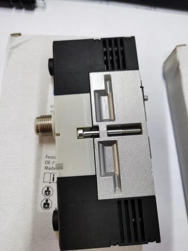 One Festo VSVA-B-P53C-H-A2-1R5L 546771 Solenoid Valve Free Shipping