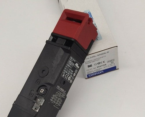 1PC OMRON D4SL-N4QDA-D Safety Door Switch IN BOX