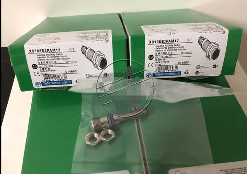 1PCS schneider XS108B3PAM12 Proximity Switch