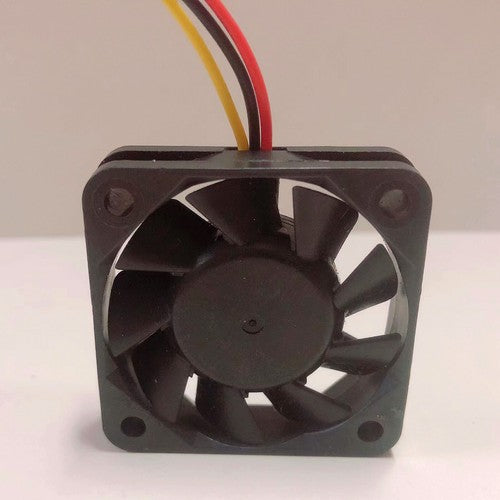 One For SANYO 109P0405H906 DC5V 0.16A 4CM 3-wire bearing fan Free Shipping
