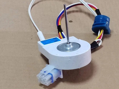 QTY:1 WR60X10307 , DC 9.75V. 3.25W Refrigerator EVAPORATOR FAN MOTOR