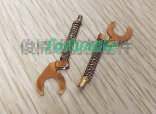 QTY:2 FOR Slow walking wire carbon brush 204476280