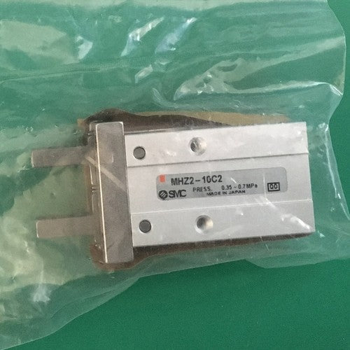 1PC SMC MHZ2-10C2 Finger cylinder MHZ2-10C2 Free shipping
