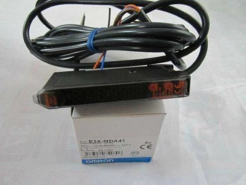 cx OMRON E3X-MDA41 Photoelectric Sensor Switch