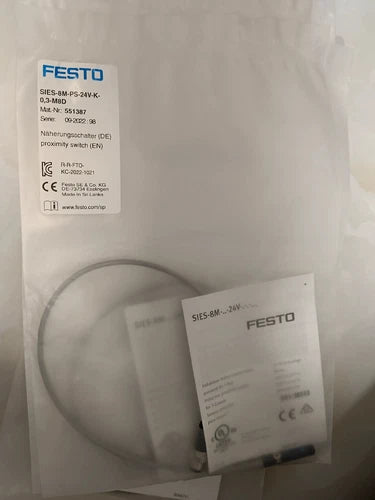 1pcs Proximity Switch SIES-8M-PS-24V-K-0,3-M8D 551387