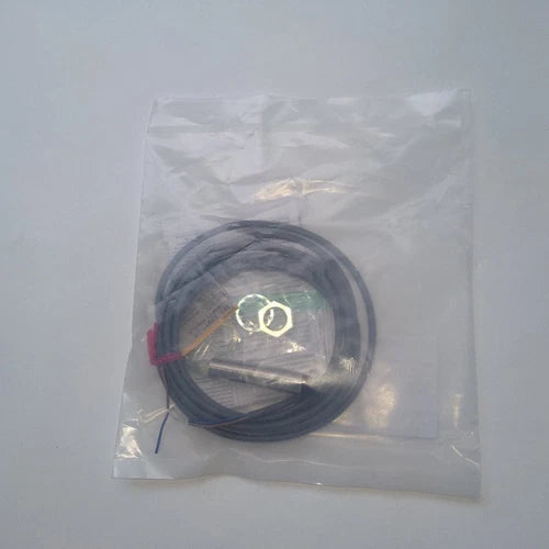 OMRON E2E-X5Y1-US Proximity Sensor E2EX5Y1US