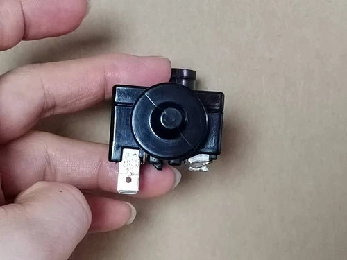 1PC Refrigerator Start Relay Overload Protector For 1.350.045 FF7.5BK