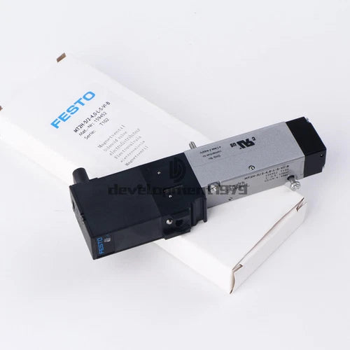 1PC MT2H-5/2-4,0-L-S-VI-B 159452 solenoid valve